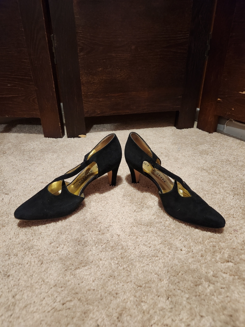 St. John Collection Black Suede Pointed-Toe D'Orsay Heels - Picture 5 of 5